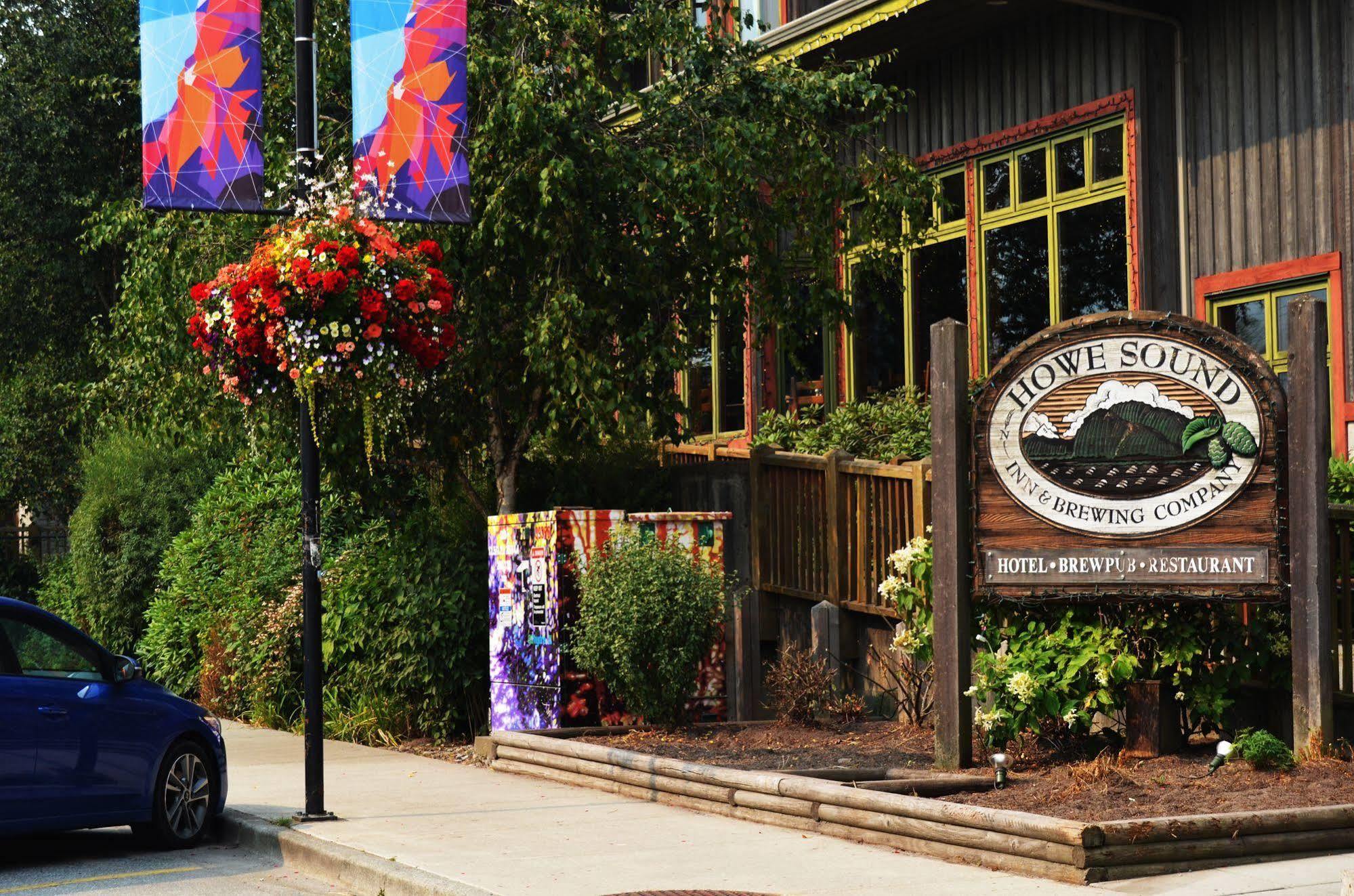Howe Sound Inn & Brewing Company Squamish Buitenkant foto
